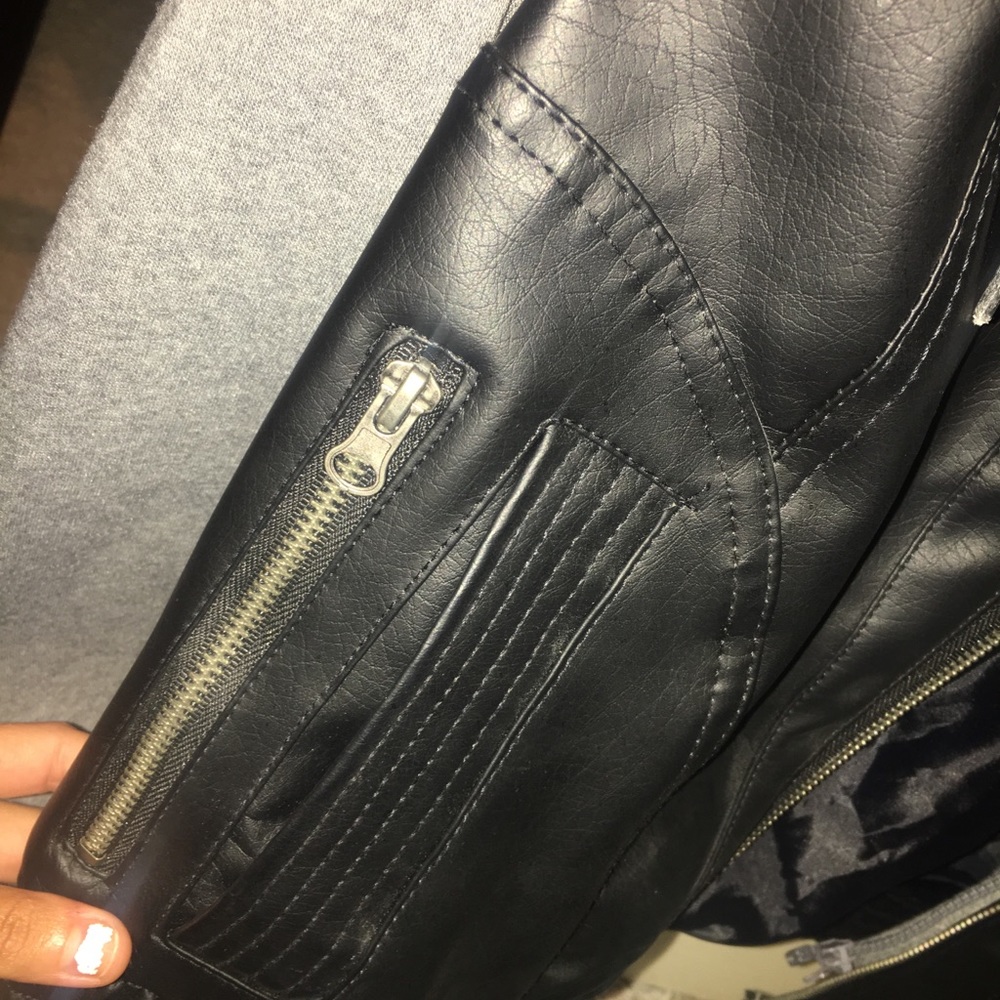 Jacket - Picture 4 of 5